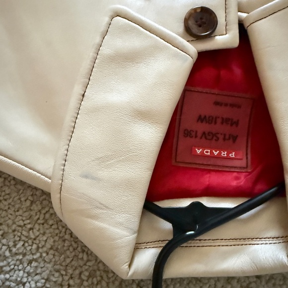 Red and cream  Women's leather Jacket - Picture 8 of 8